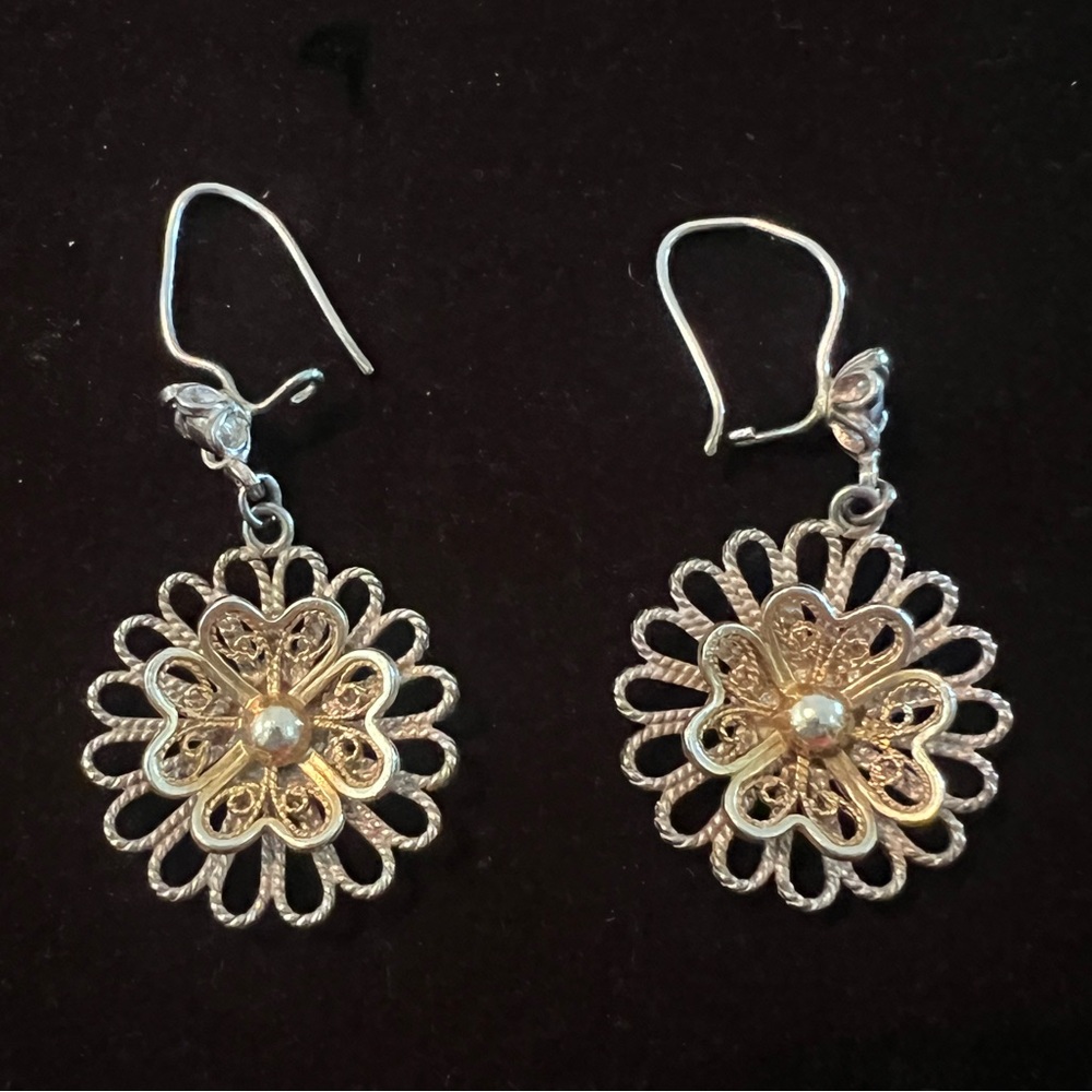 Vtg DGS Turkey 925 silver Earrings- flower